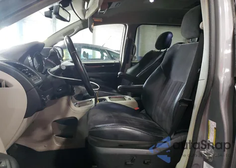 2014 Chrysler Town & Country Touring L z USA, uszkodzony, nr VIN 2C4RC1CG2ER273001